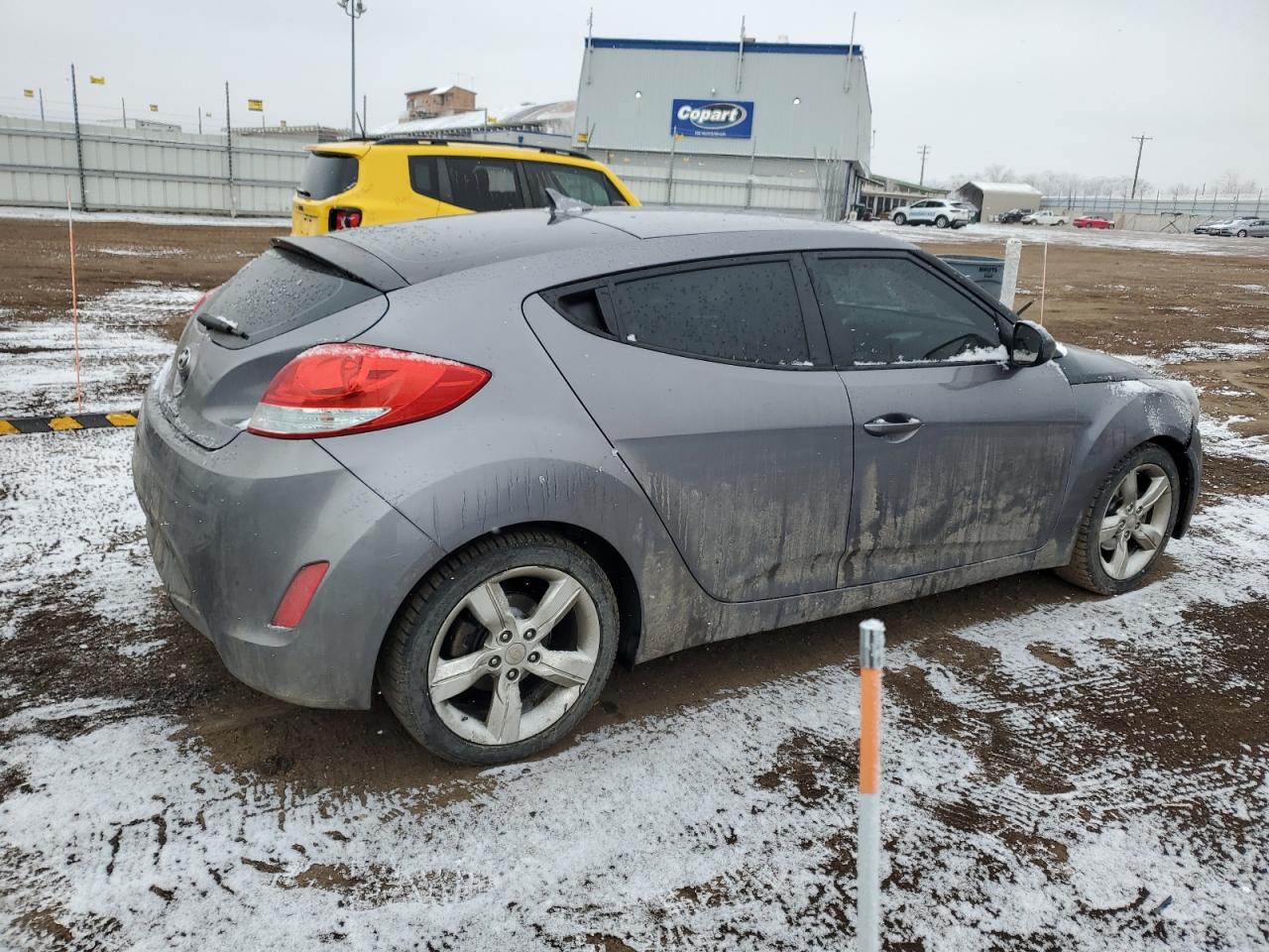 2014 Hyundai Veloster - Image 3