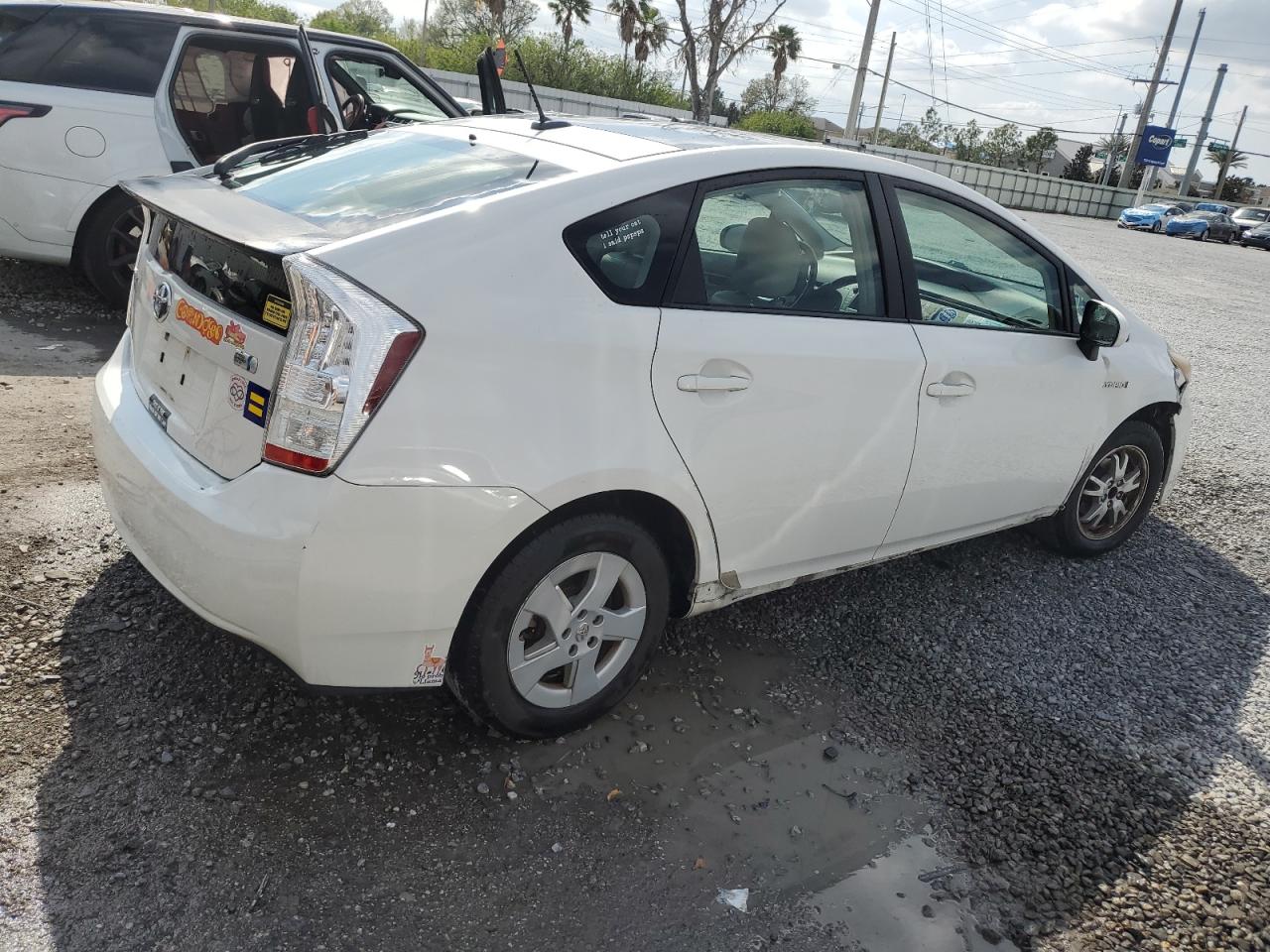 2010 Toyota Prius - Image 3