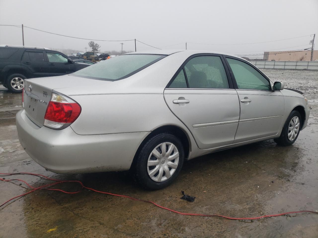 2005 Toyota Camry - Image 3