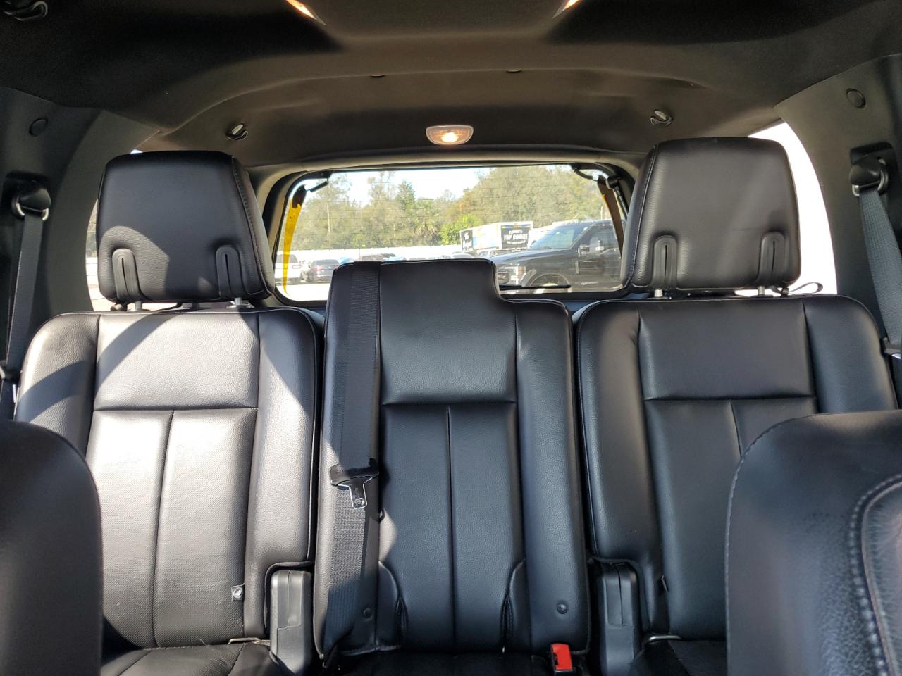 2016 Ford Expedition - Image 10
