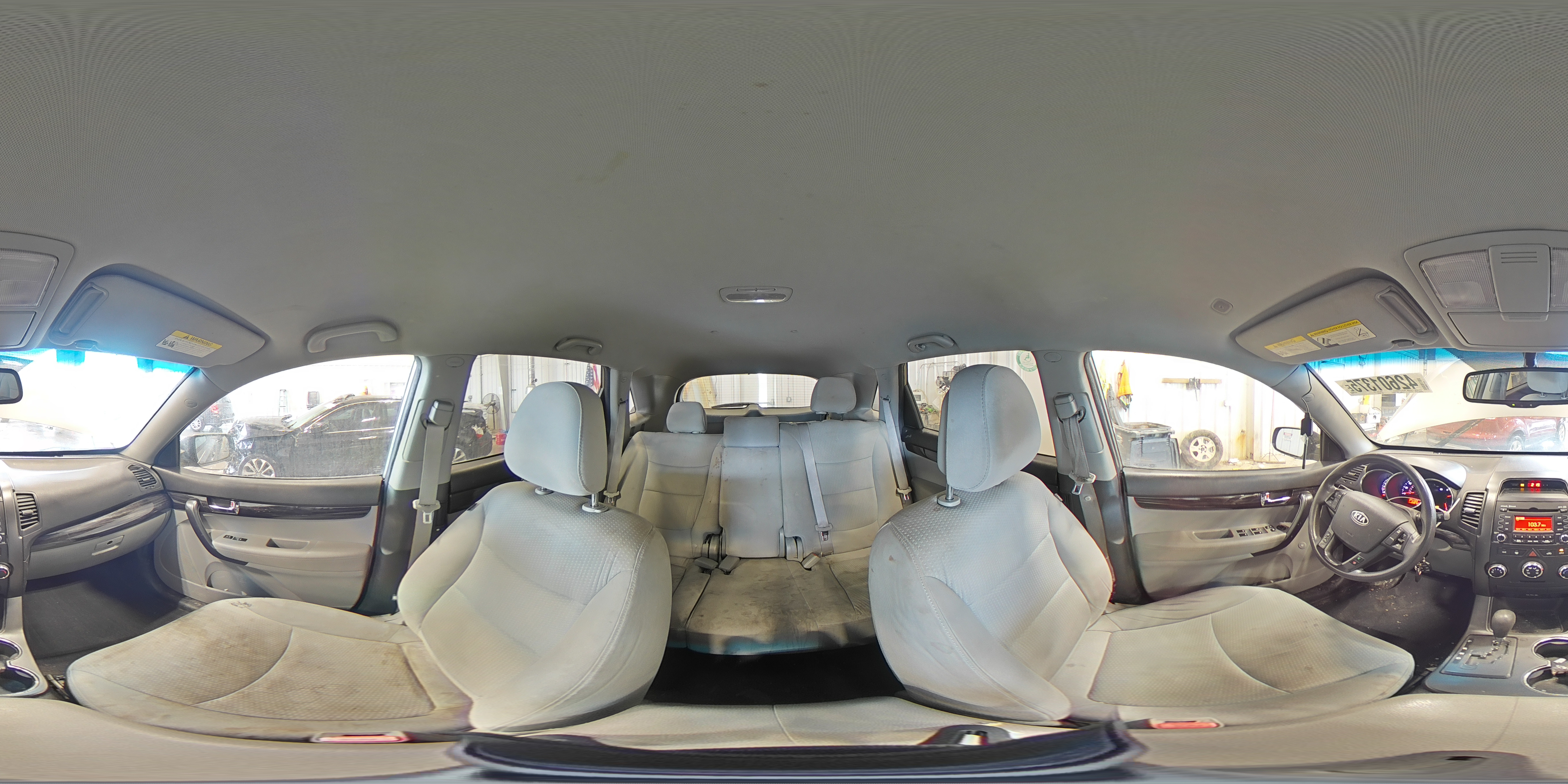 2013 Kia Sorento - Image 15