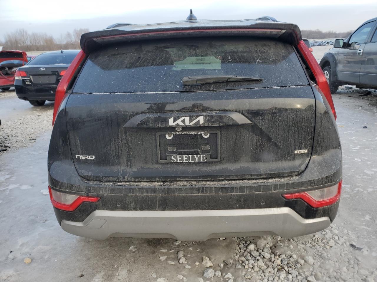 2023 Kia Niro - Image 6