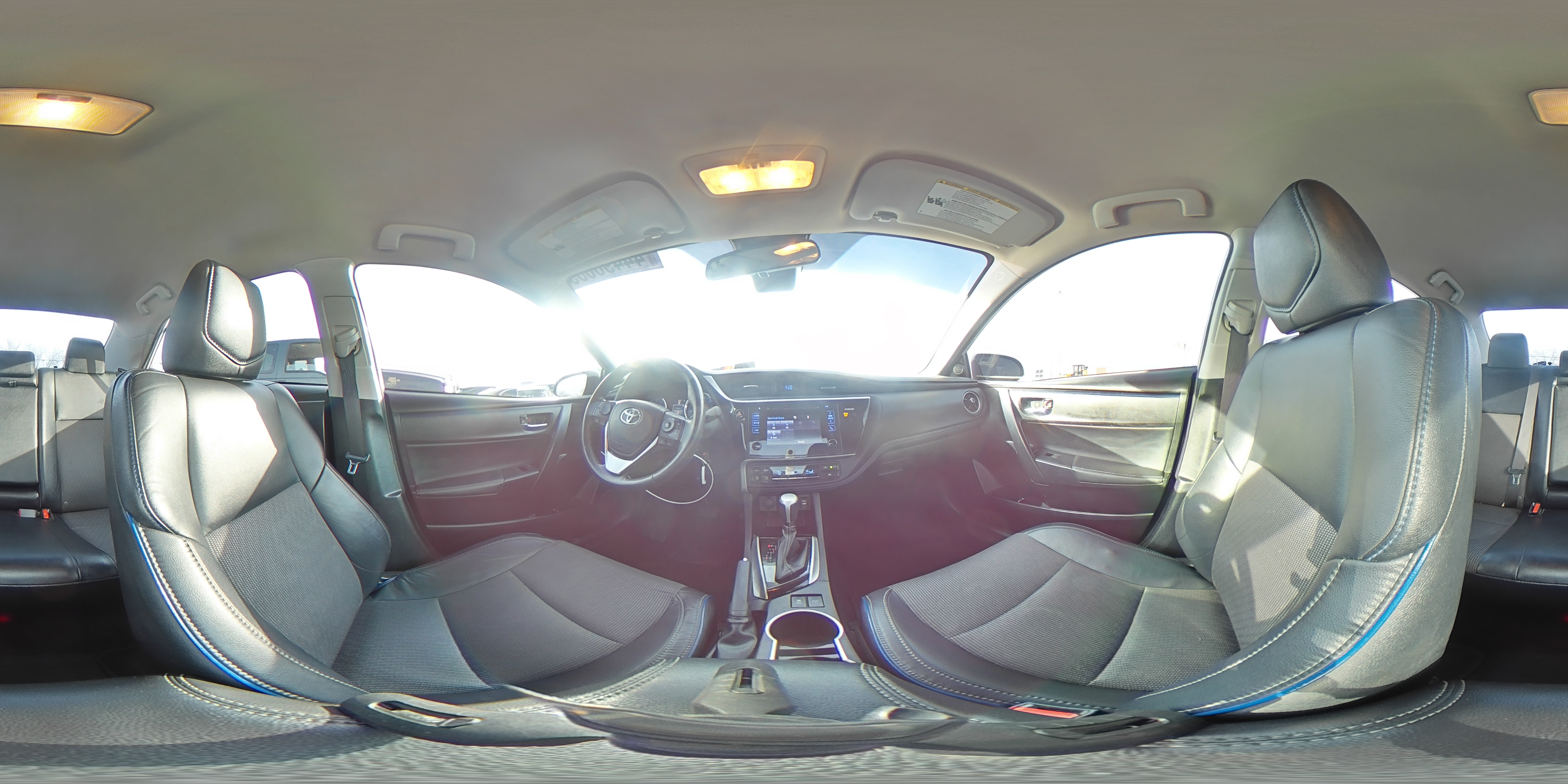 2017 Toyota Corolla - Image 13