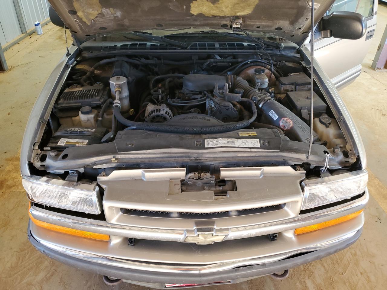 2000 Chevrolet Blazer - Image 12