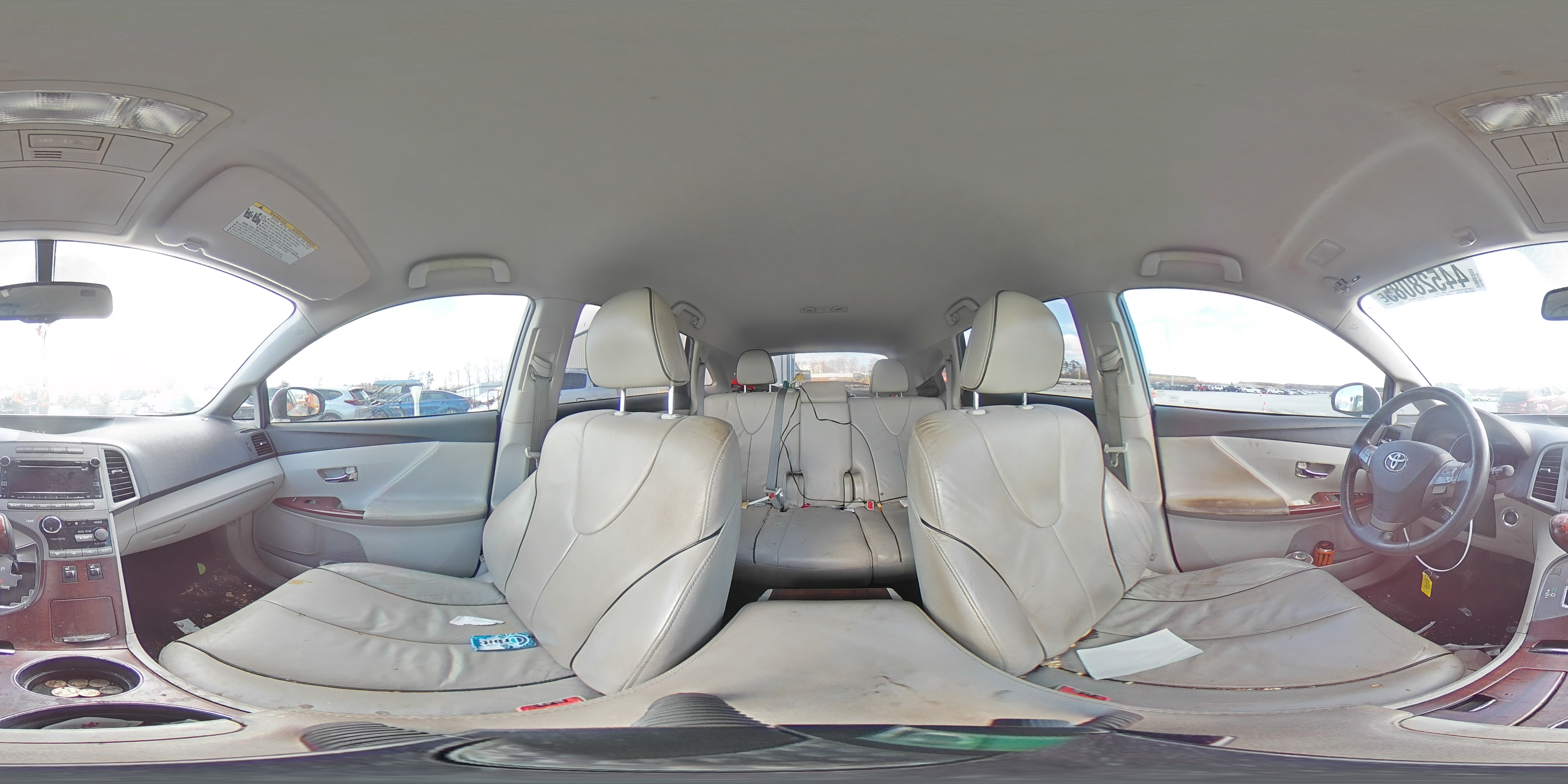 2012 Toyota Venza - Image 12