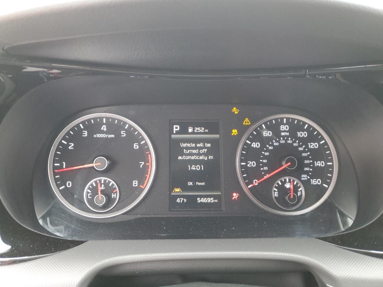 2022 Kia K5 - Image 9