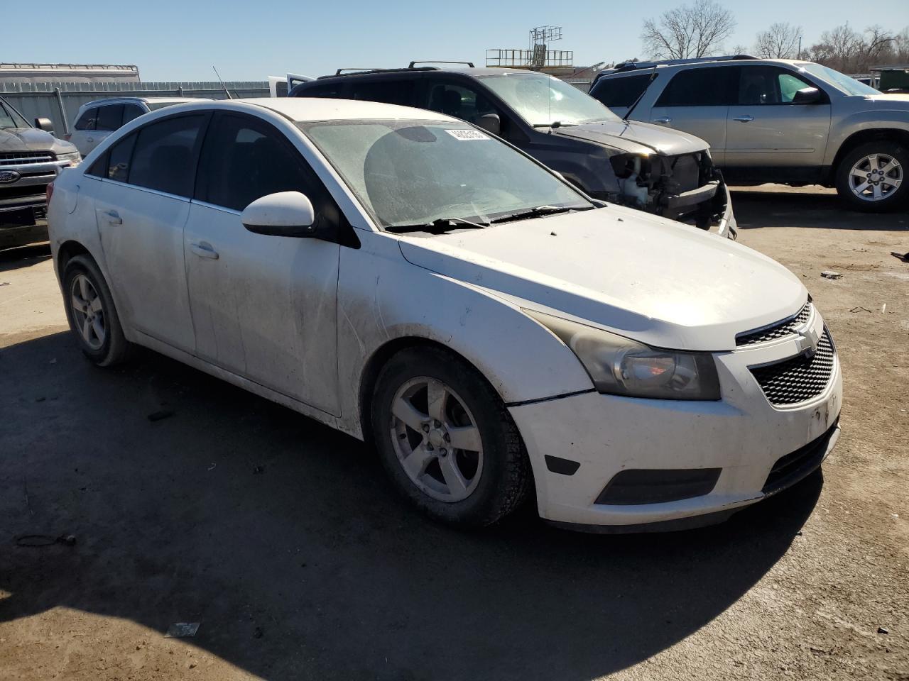 2013 Chevrolet Cruze - Image 4