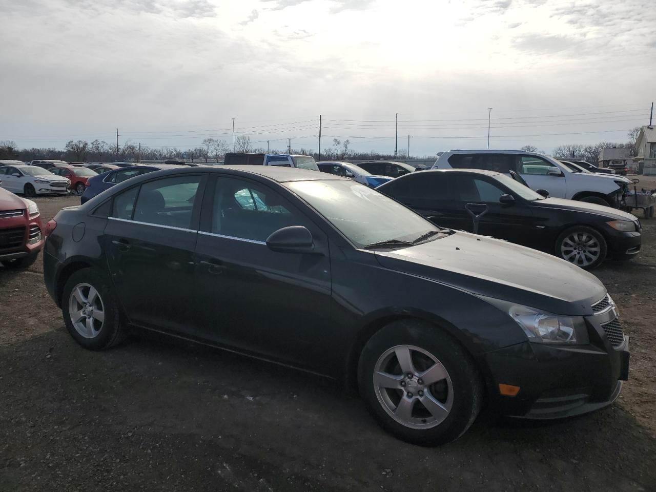 2013 Chevrolet Cruze - Image 4