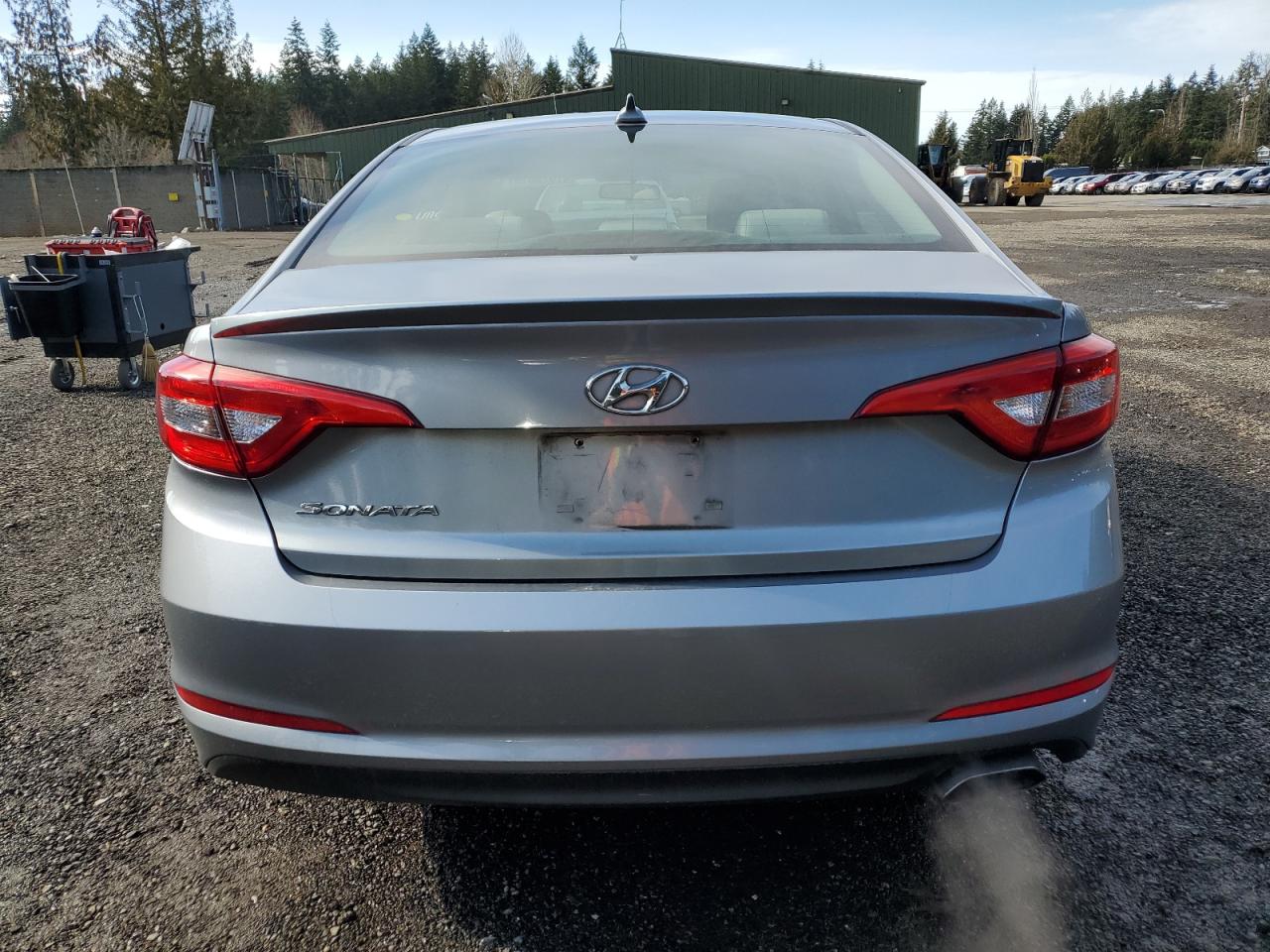 2016 Hyundai Sonata - Image 6