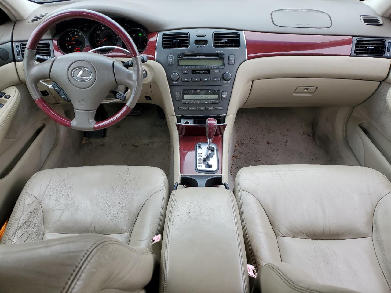 2004 Lexus ES - Image 8