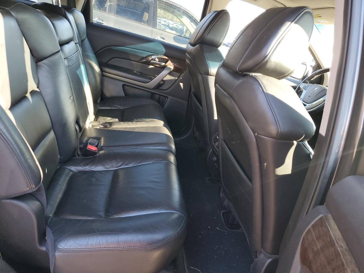 2010 Acura MDX - Image 11