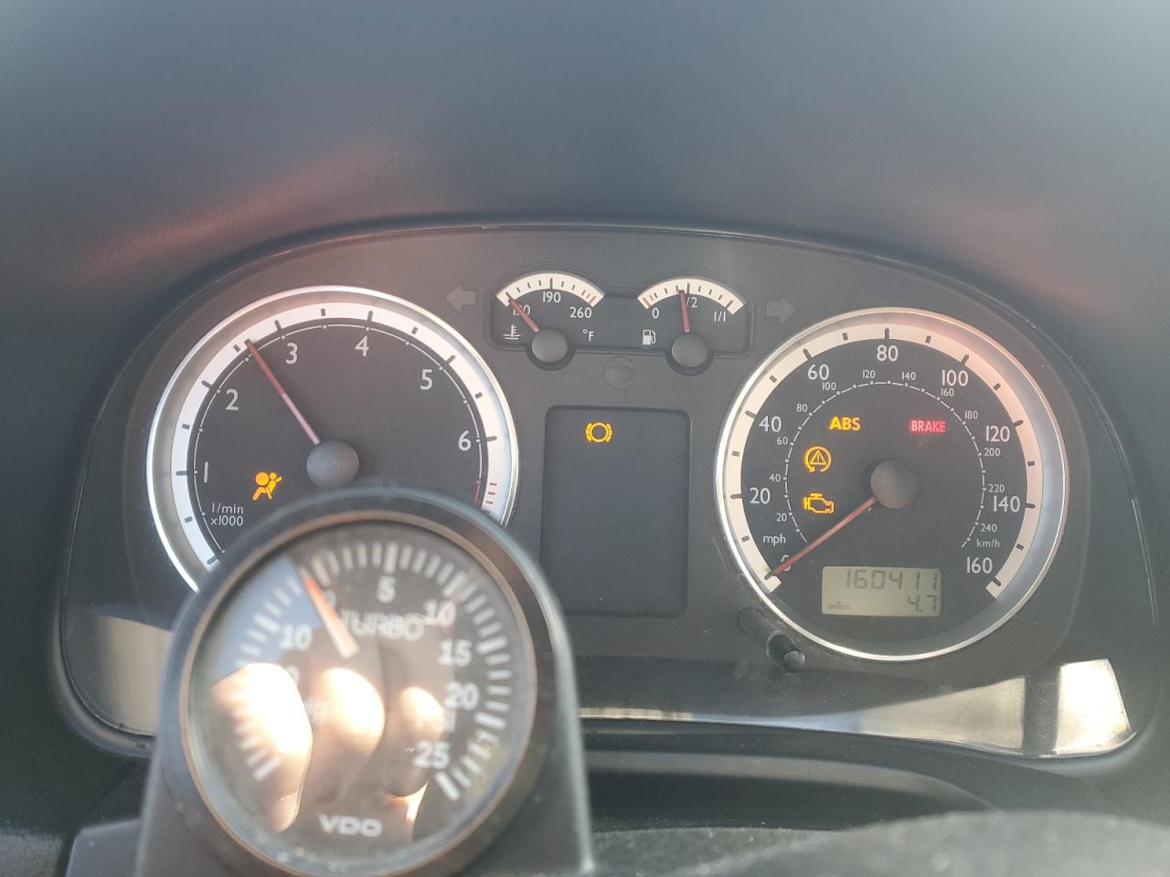 2003 Volkswagen GTI - Image 9
