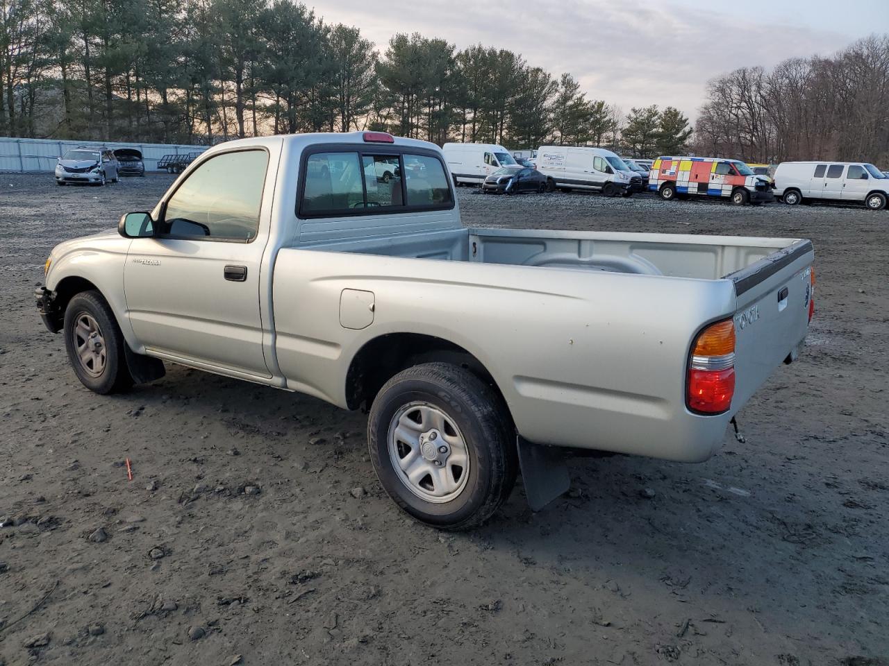 2004 Toyota Tacoma - Image 2