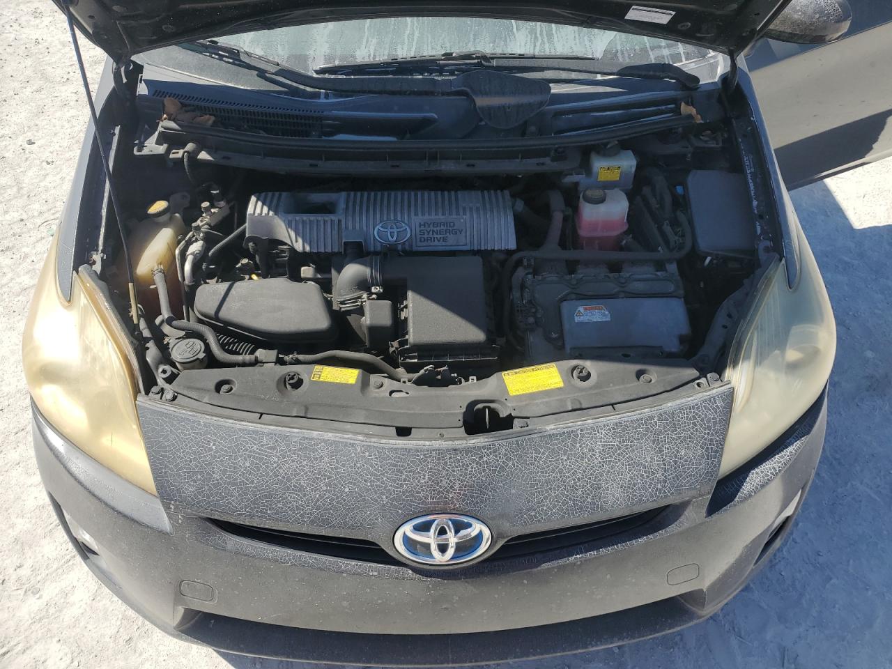 2010 Toyota Prius - Image 12