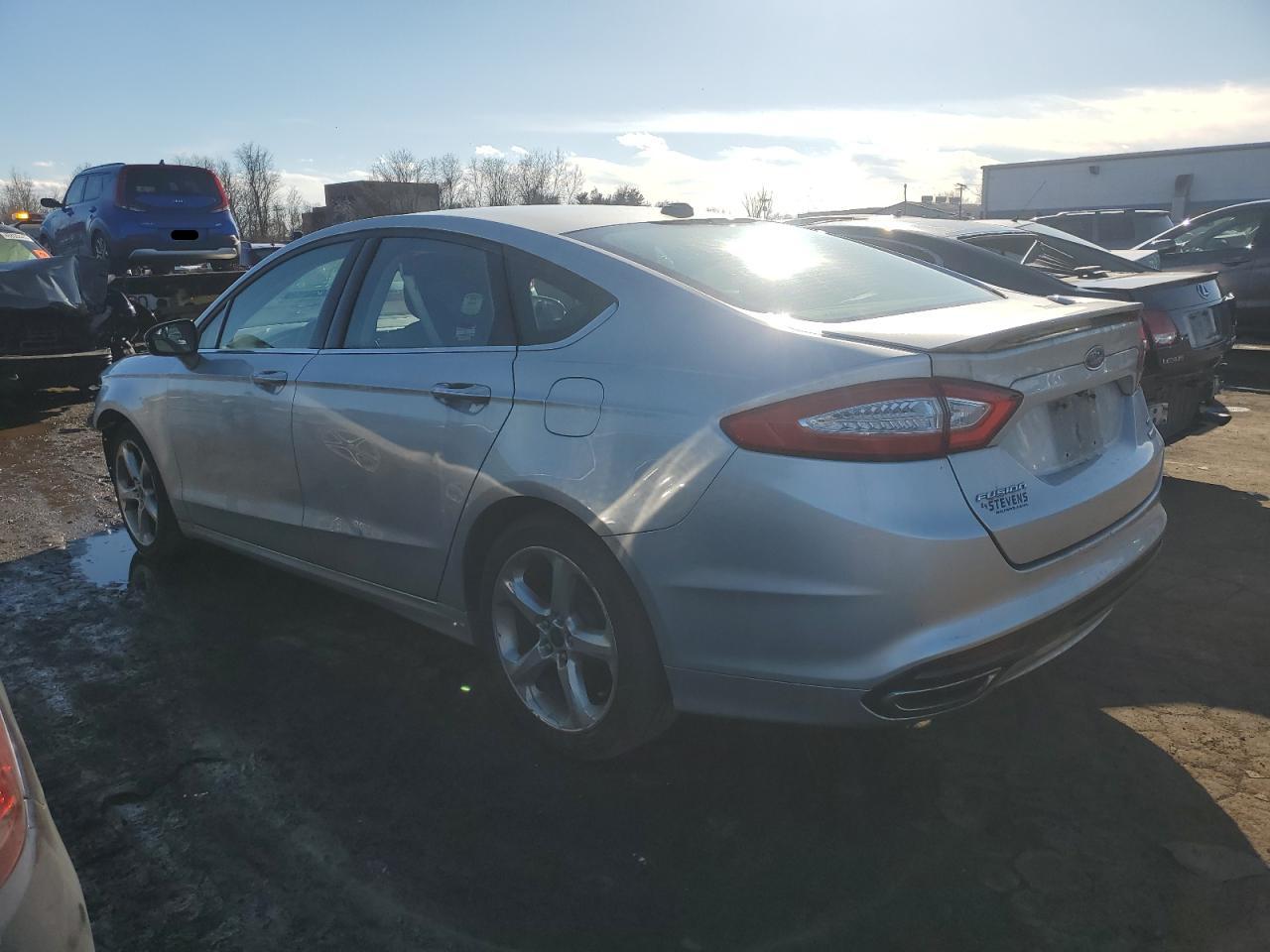 2015 Ford Fusion - Image 2
