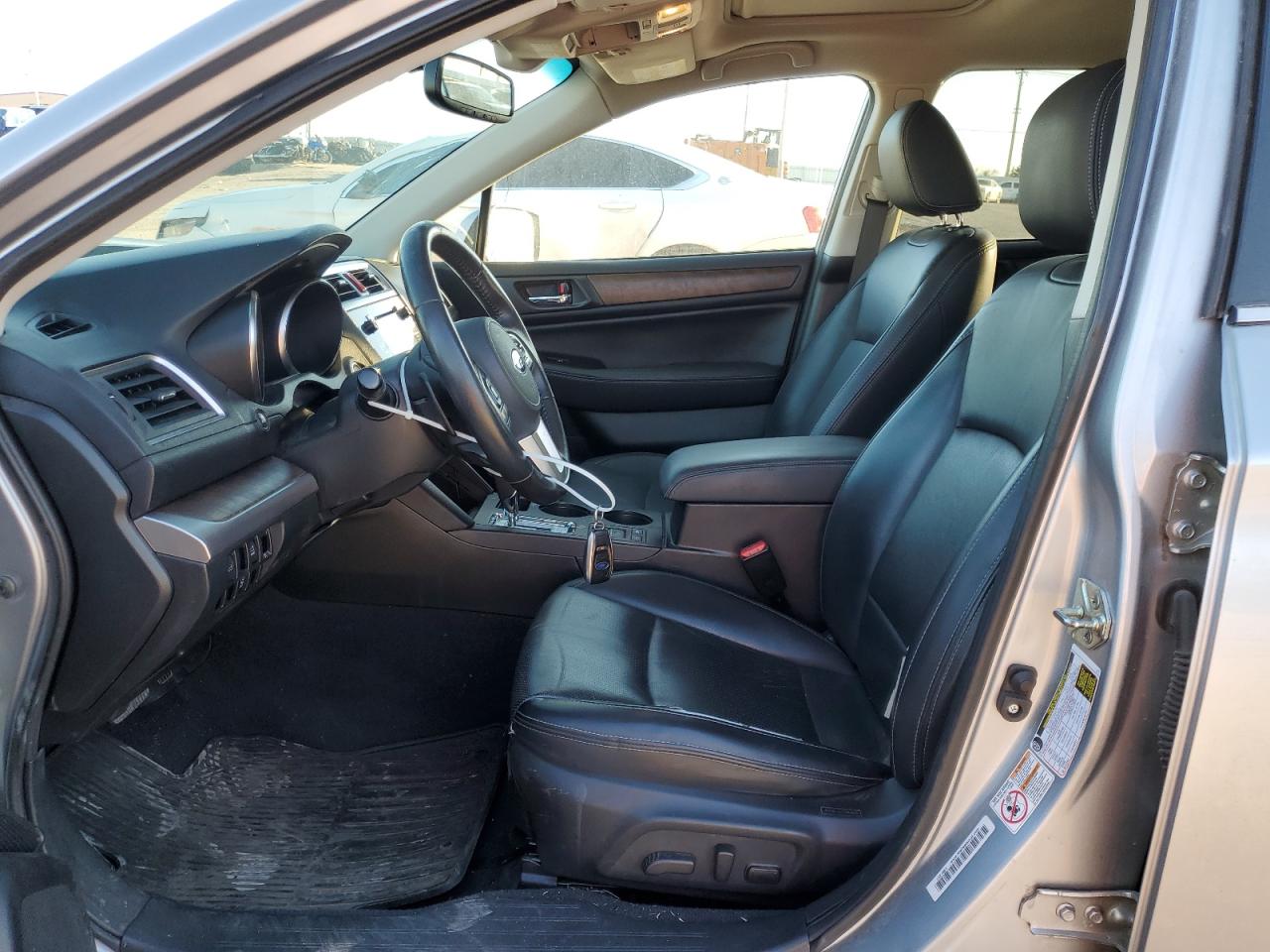 2015 Subaru Outback - Image 7