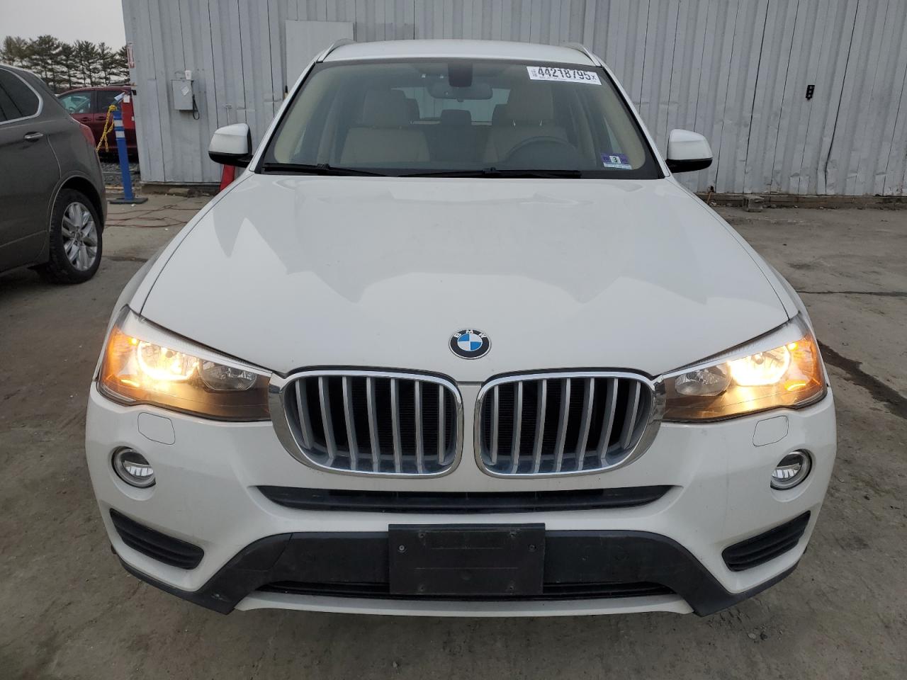 2016 BMW X3 - Image 5