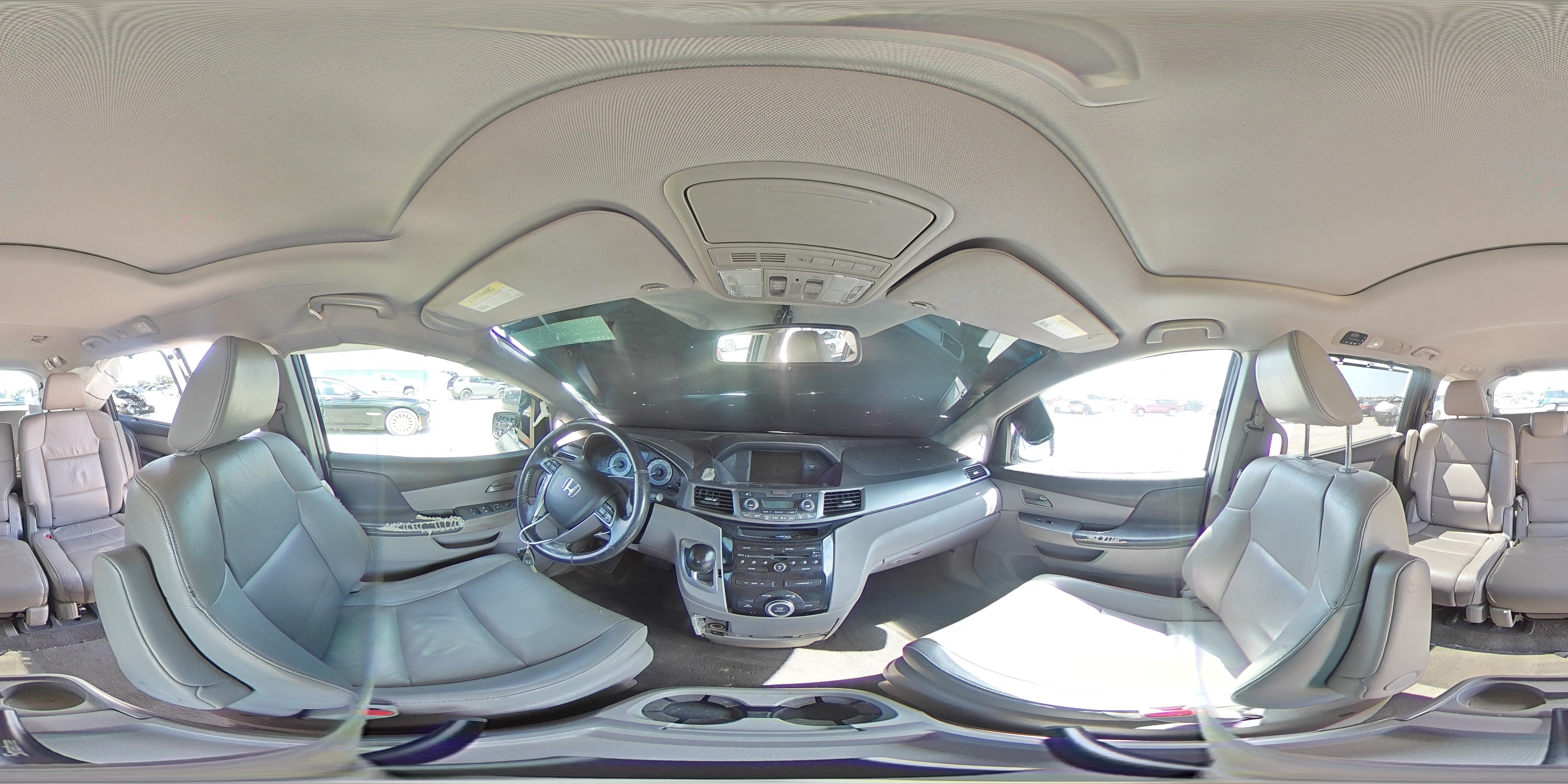 2013 Honda Odyssey - Image 13