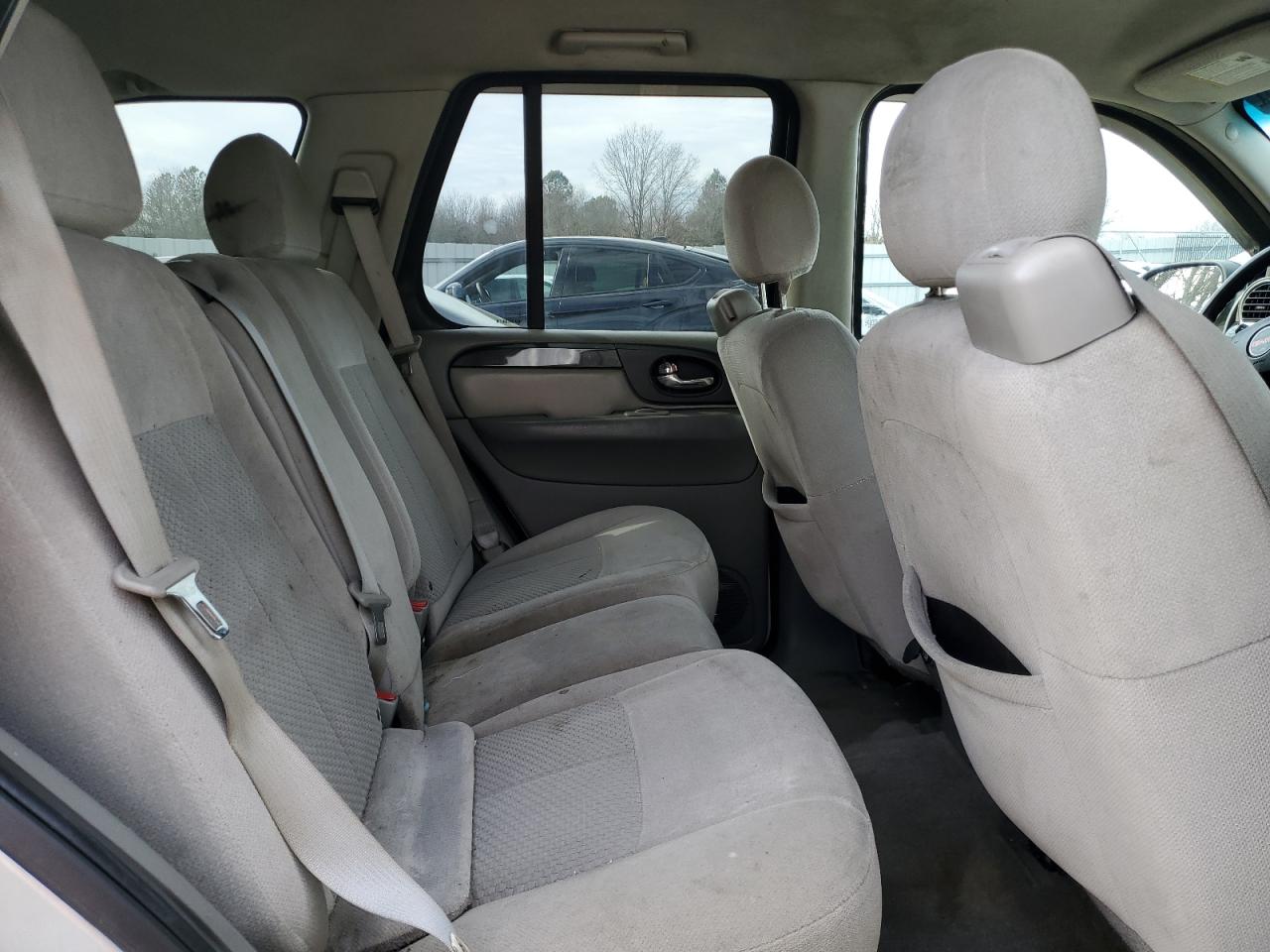 2007 GMC Envoy - Image 11