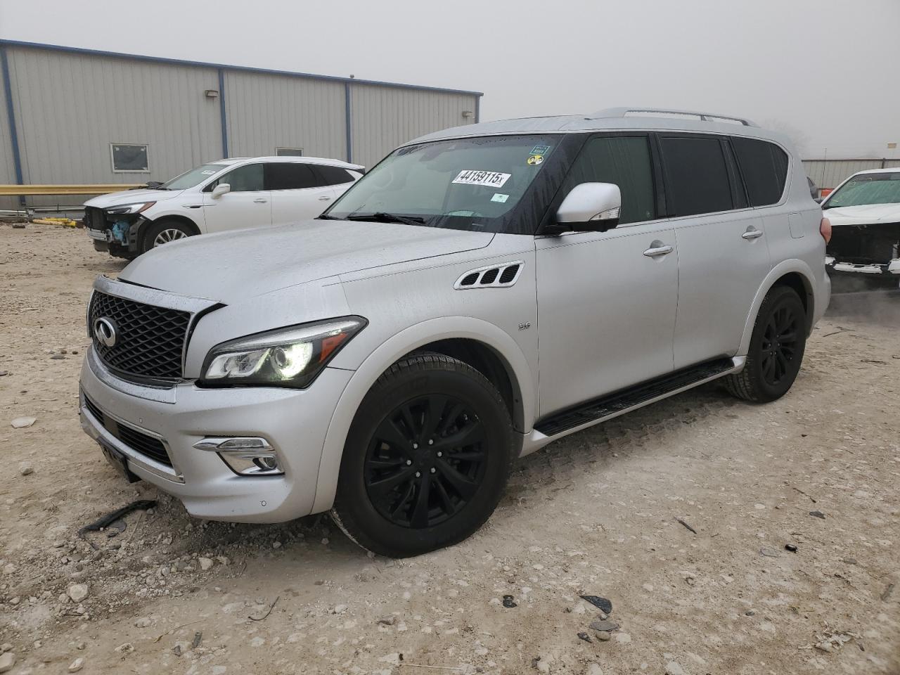 Infiniti QX80