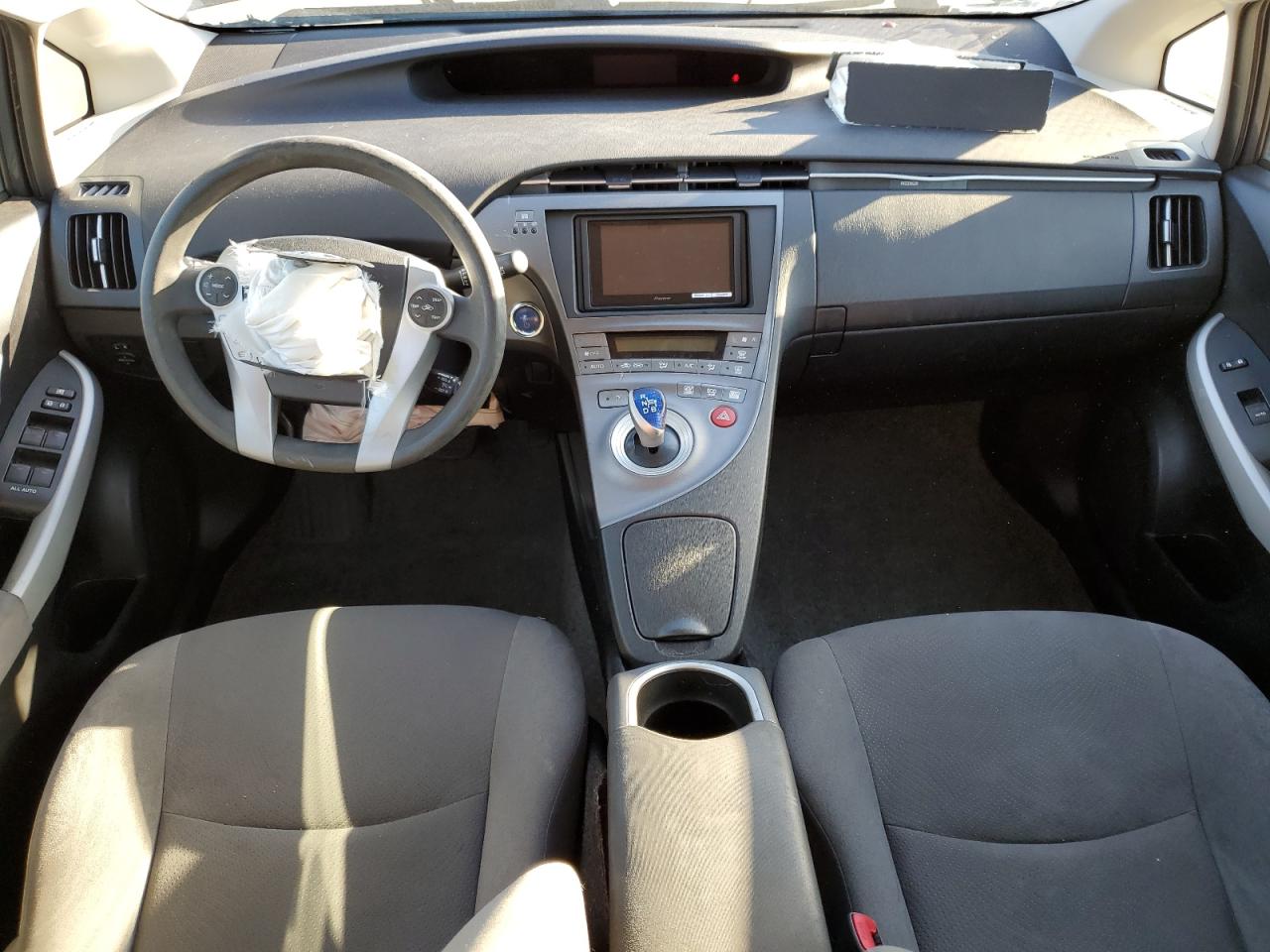 2012 Toyota Prius - Image 8