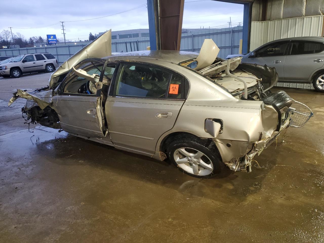 2005 Nissan Altima - Image 2