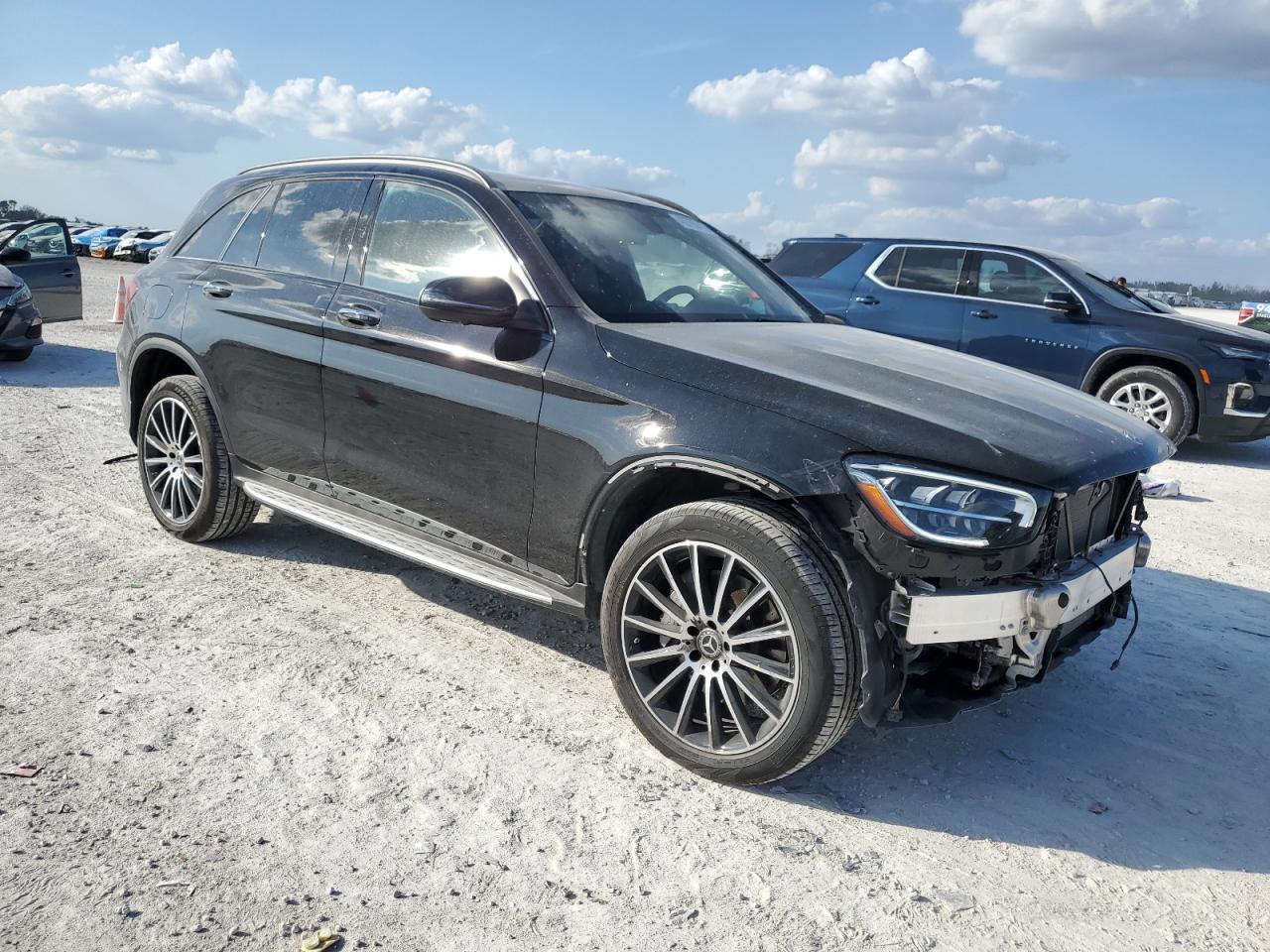 2020 Mercedes-Benz GLC - Image 4