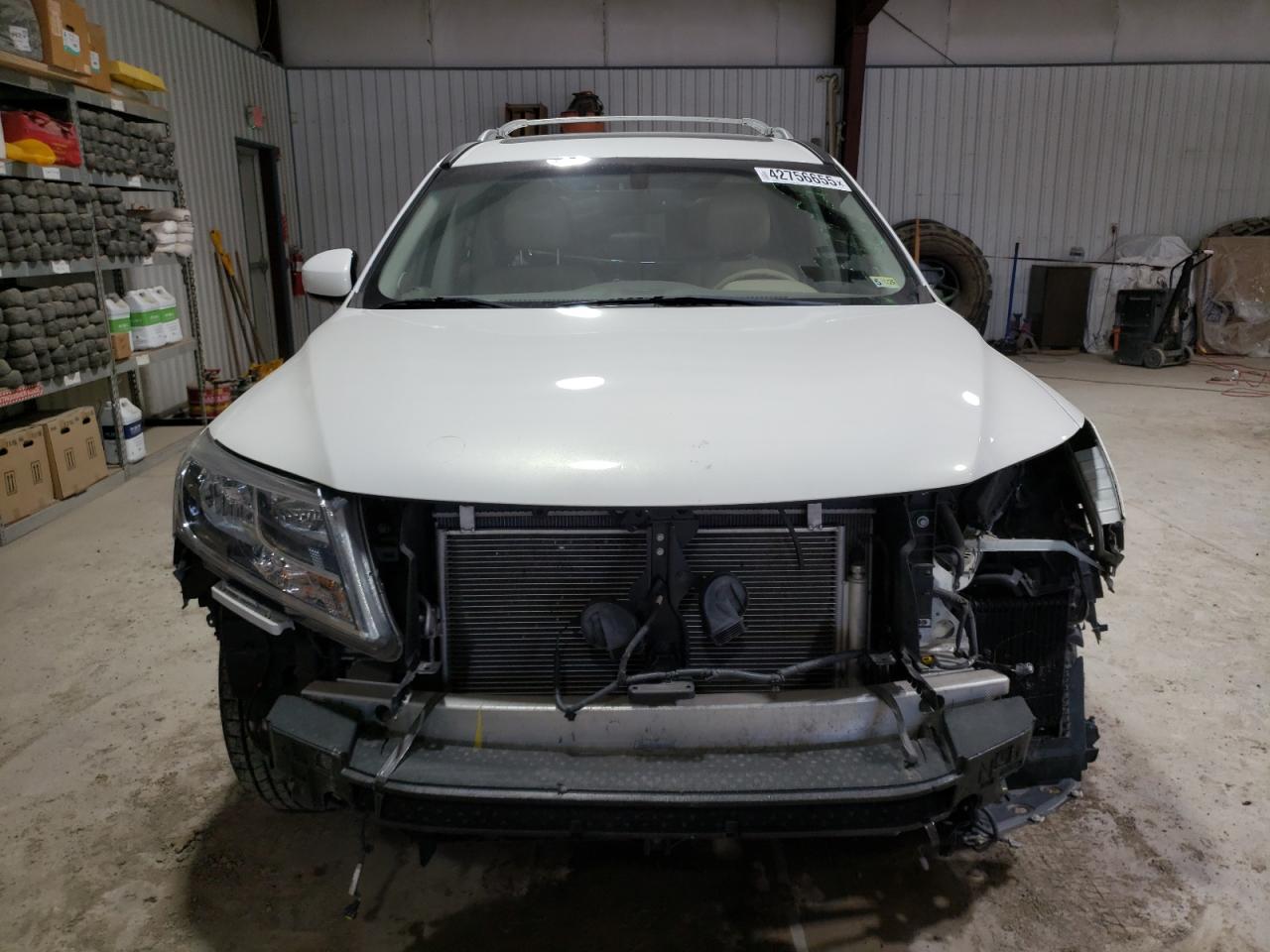 2014 Nissan Pathfinder - Image 5