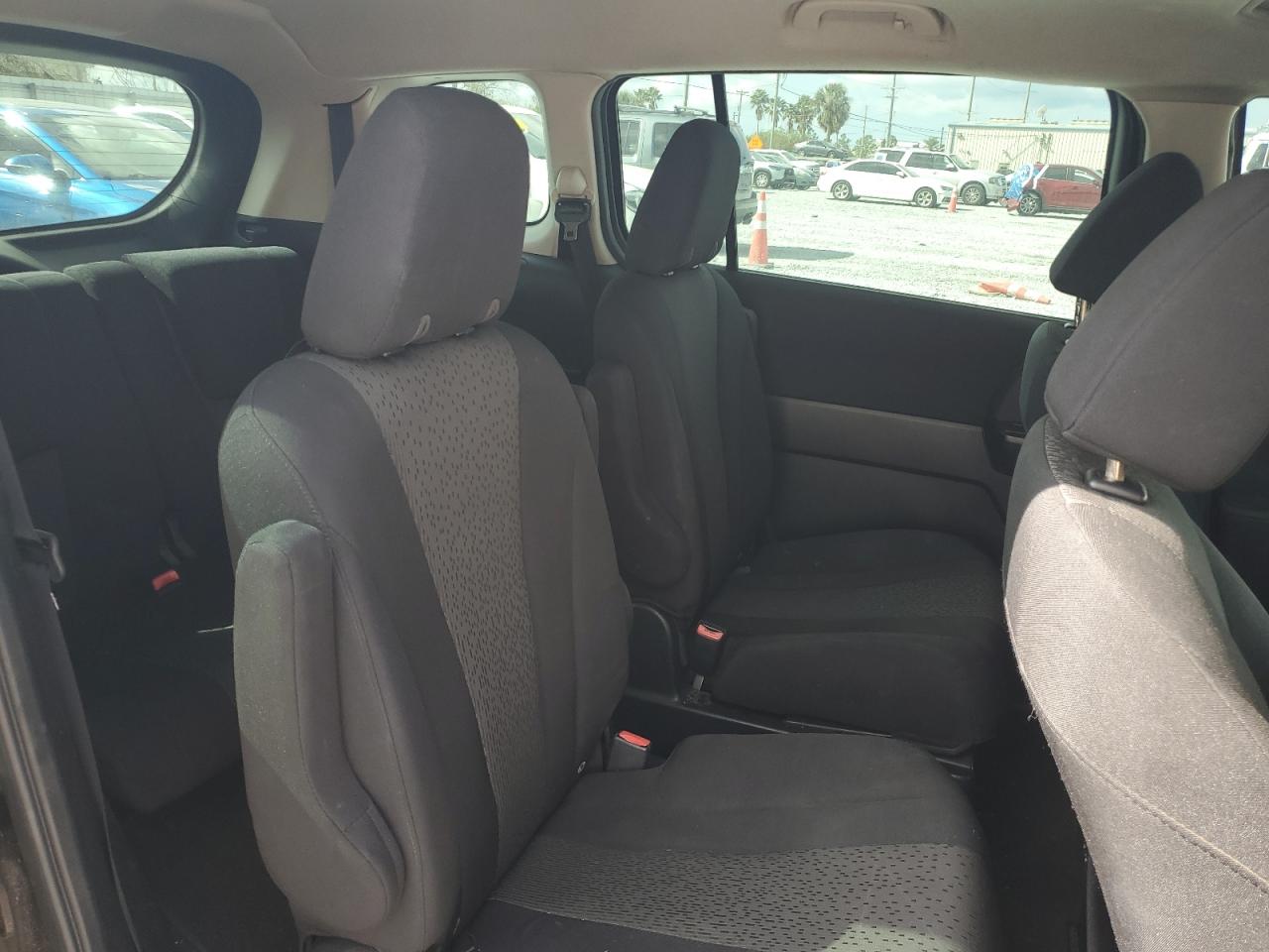 2012 Mazda 5 - Image 11