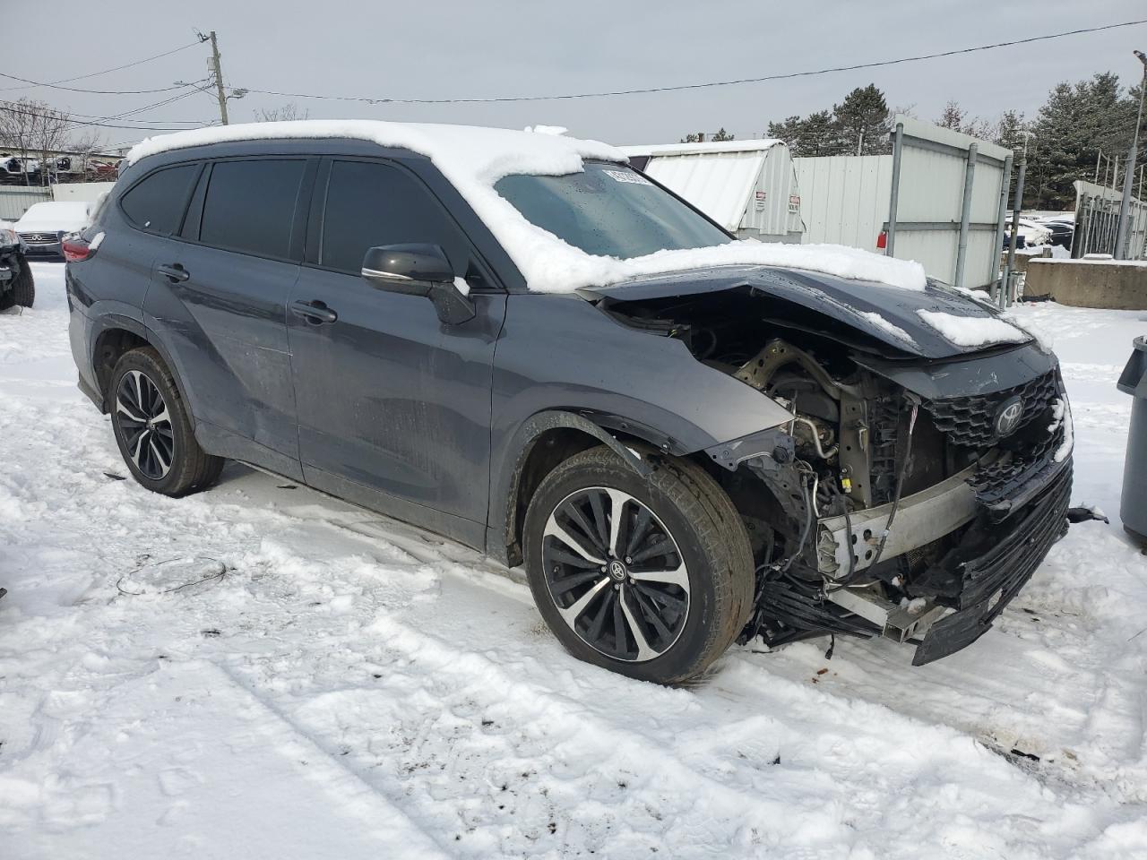 2021 Toyota Highlander - Image 4