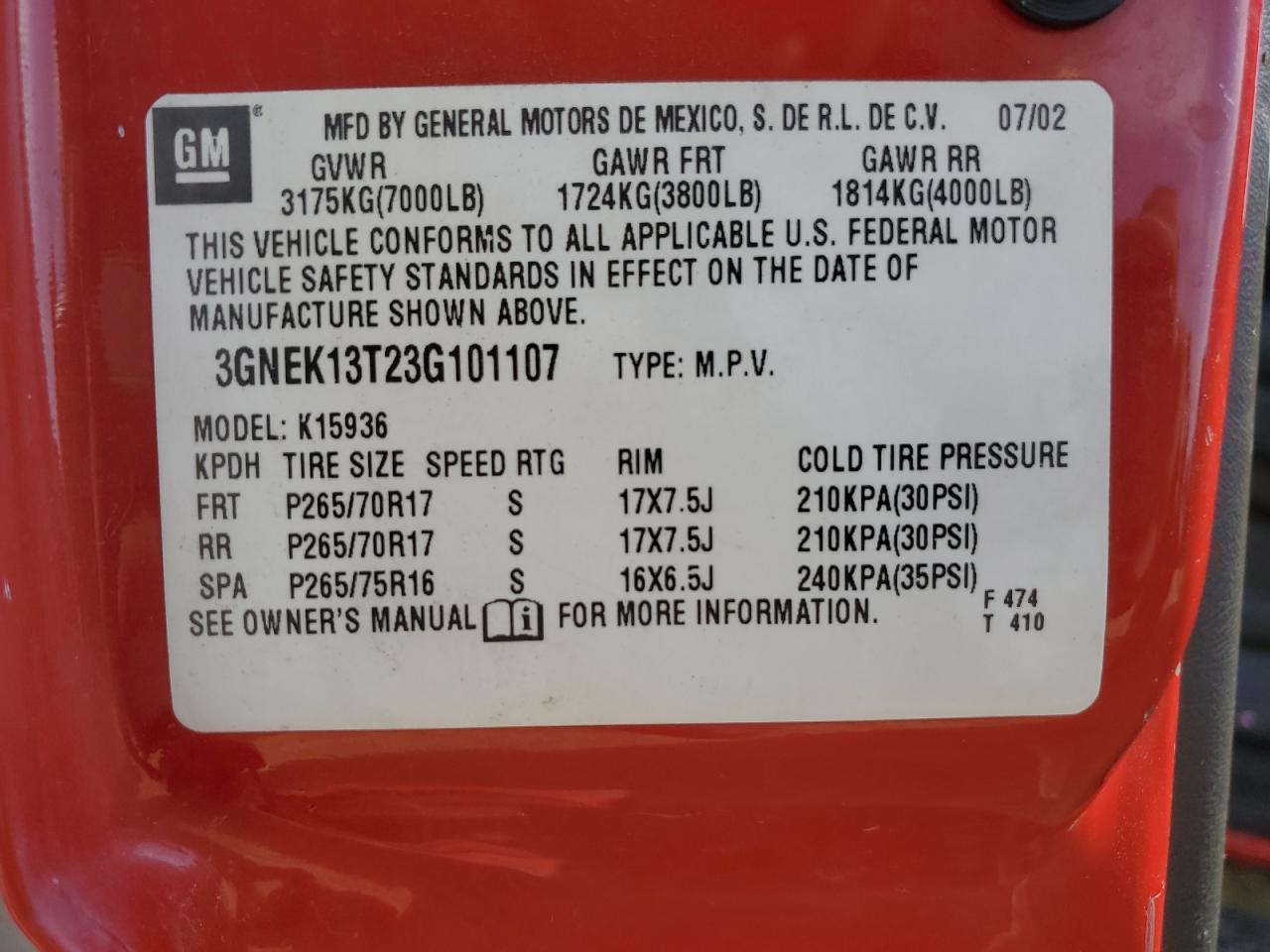 2003 Chevrolet Avalanche - Image 12