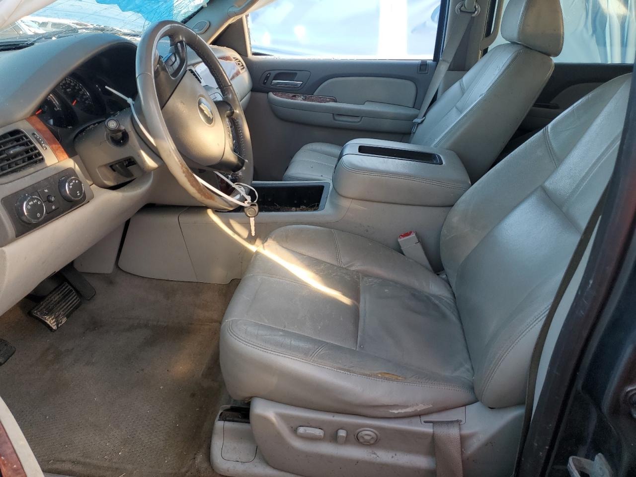 2008 Chevrolet Tahoe - Image 7
