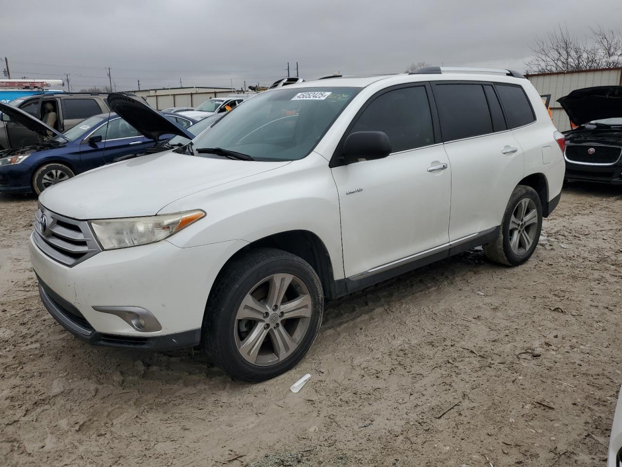 2011 Toyota Highlander - Image 1