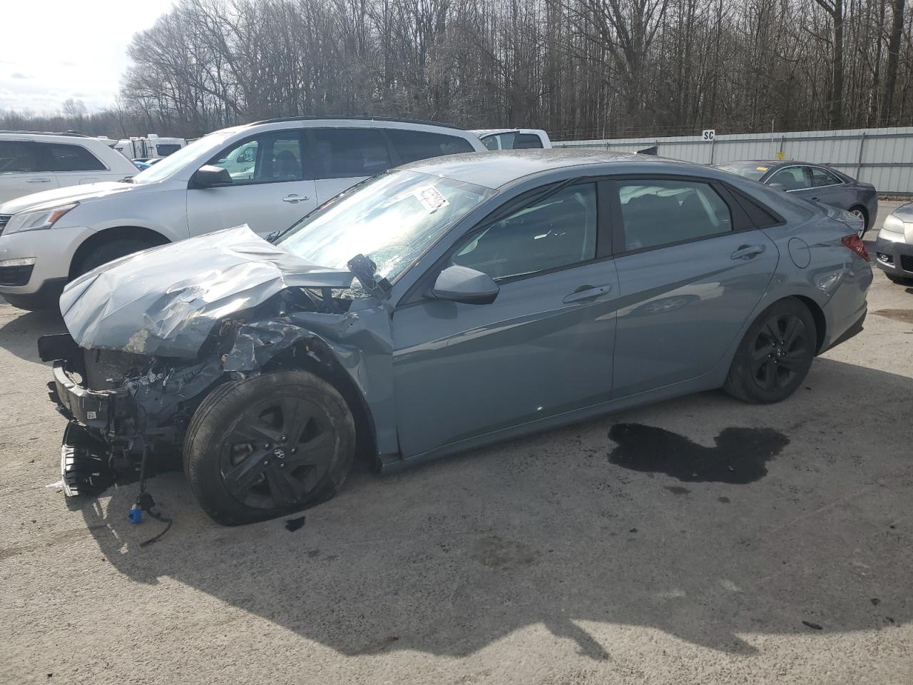 2021 Hyundai Elantra - Image 1