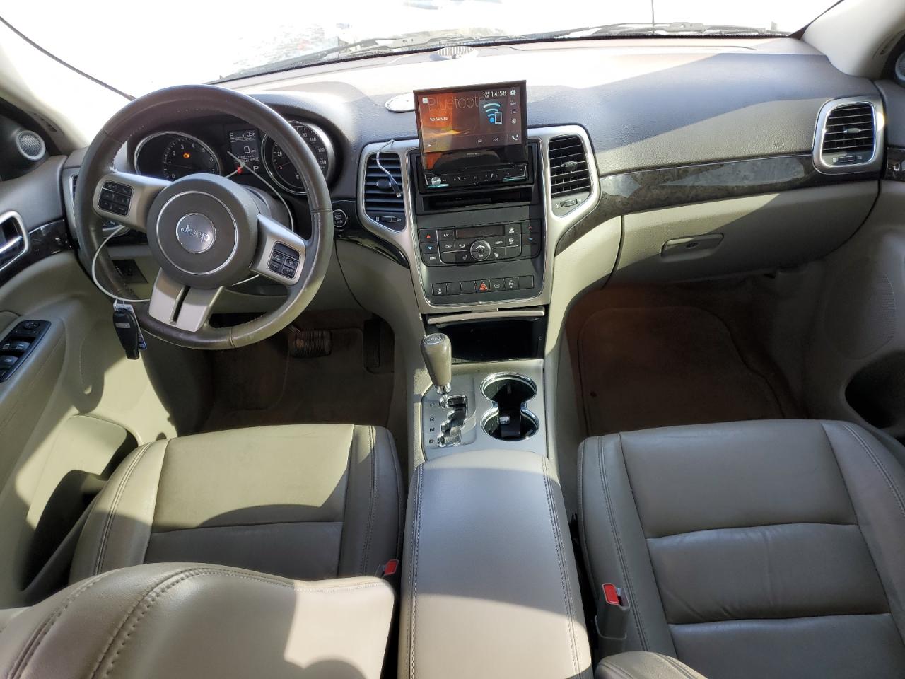 2011 Jeep Grand Cherokee - Image 8