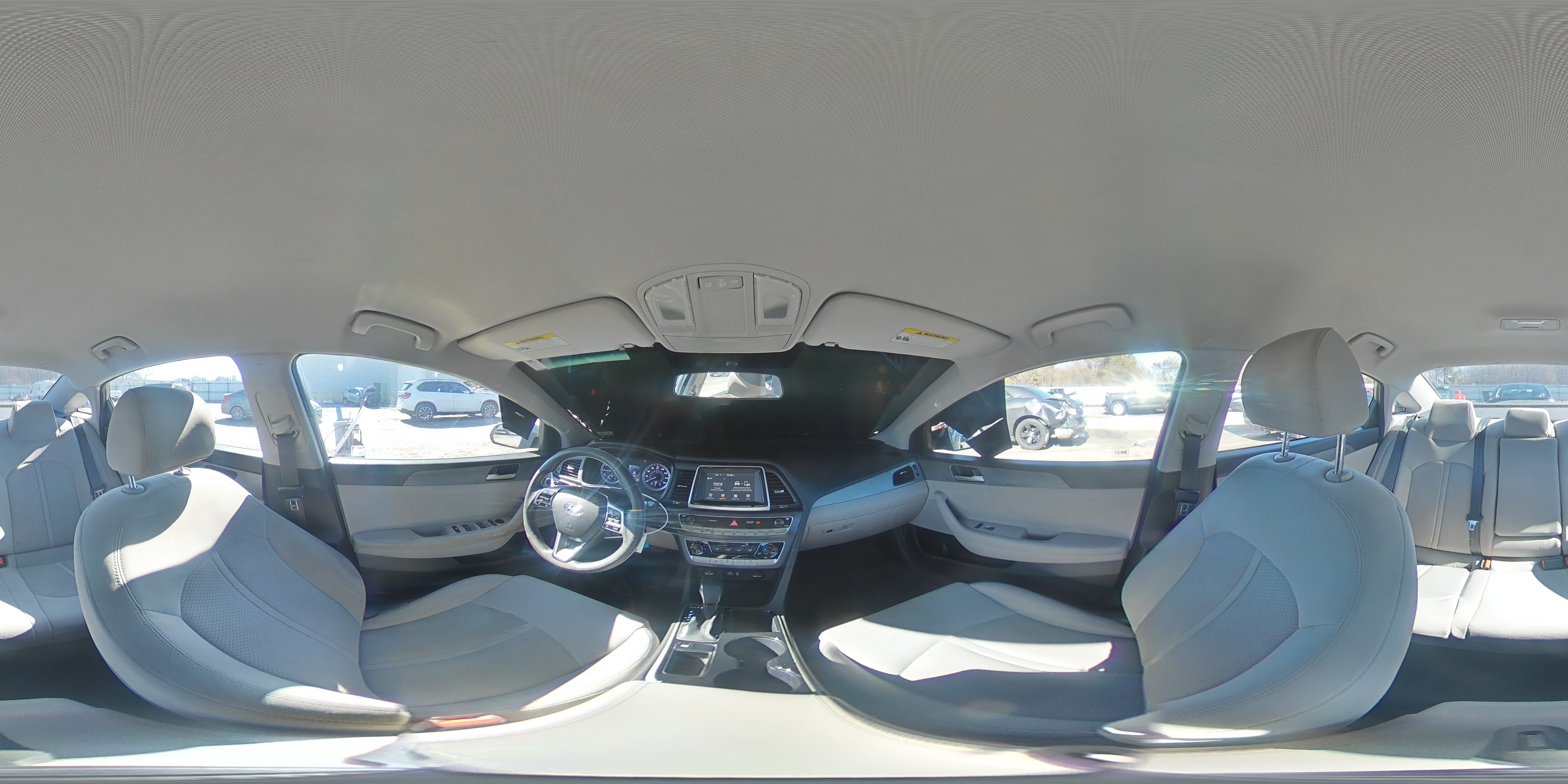 2018 Hyundai Sonata - Image 12