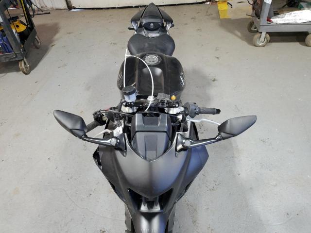 2023 YAMAHA YZFR7 