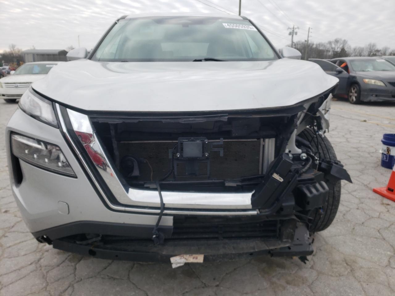 2021 Nissan Rogue - Image 5