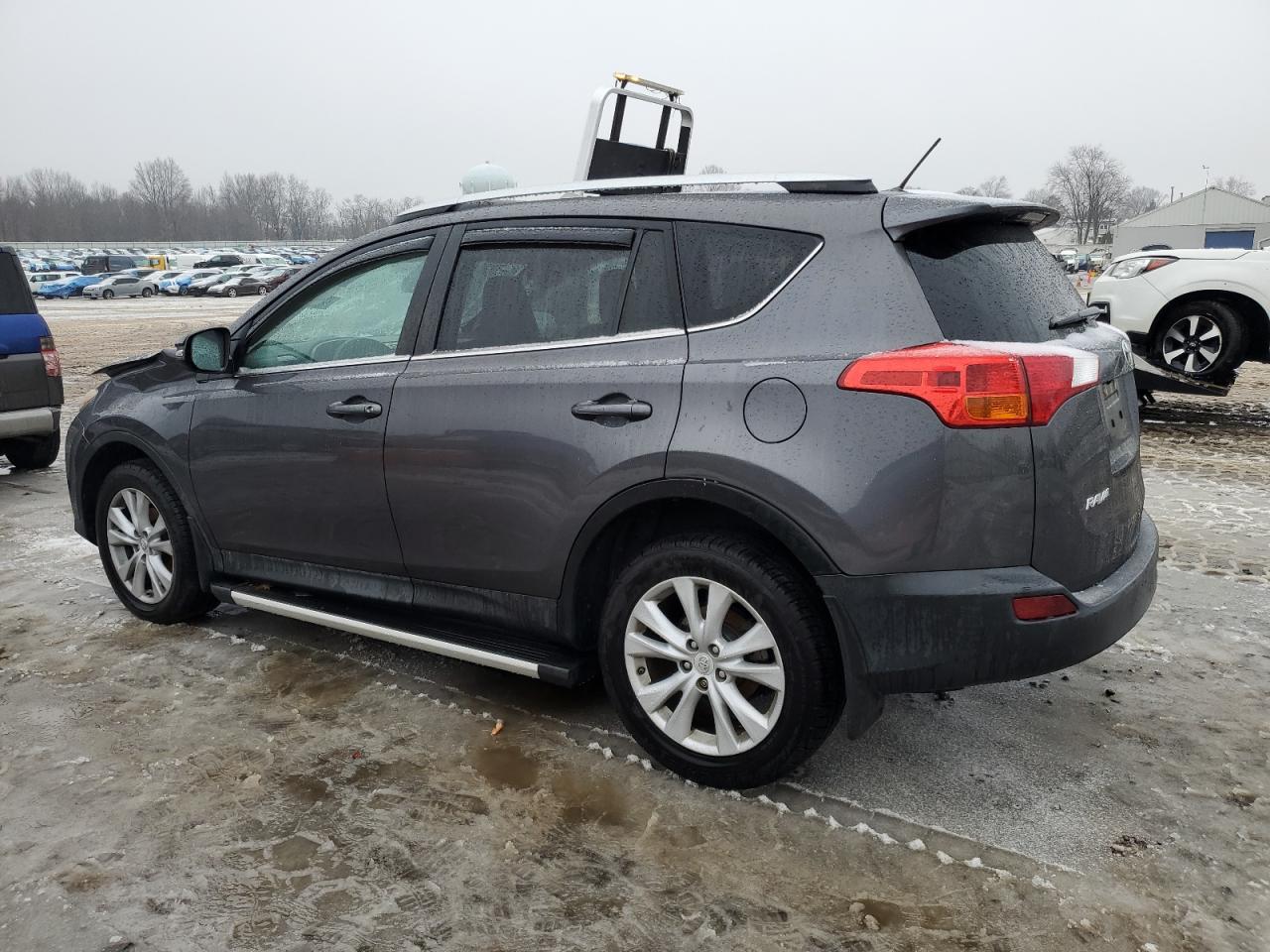 2015 Toyota RAV 4 - Image 2