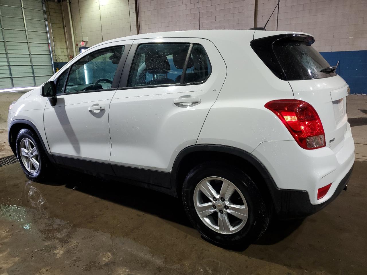 2020 Chevrolet Trax - Image 2