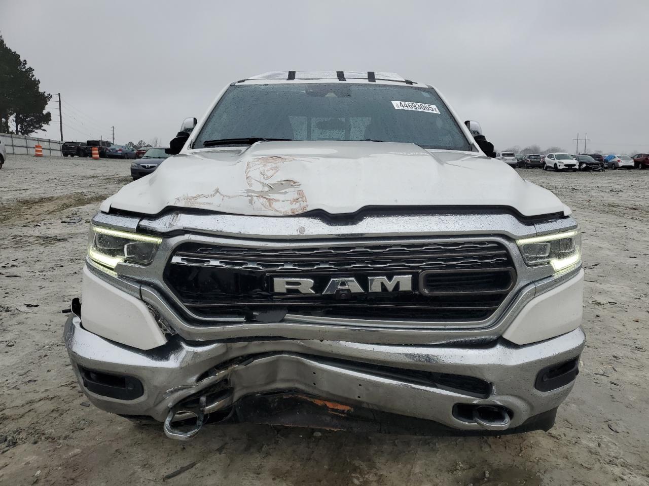 2021 RAM 1500 - Image 5