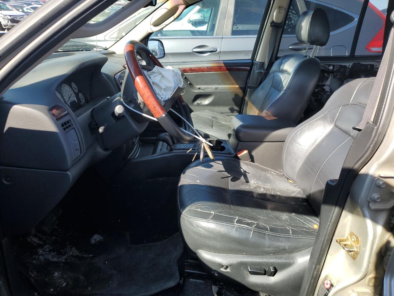 2004 Jeep Grand Cherokee - Image 7