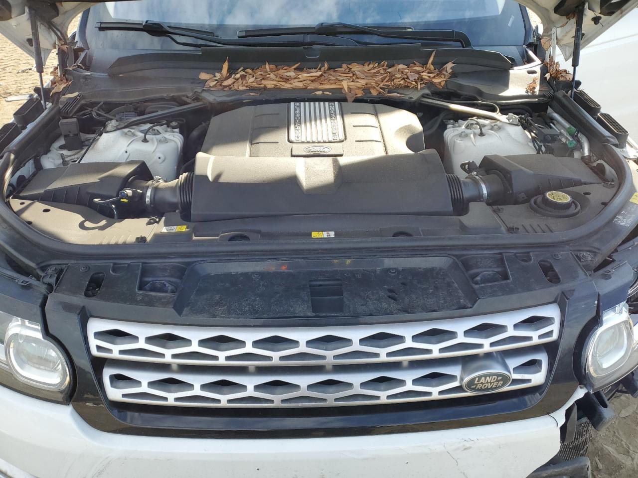 2016 Land Rover Range Rover - Image 13