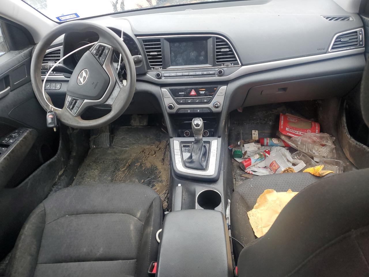 2018 Hyundai Elantra - Image 8