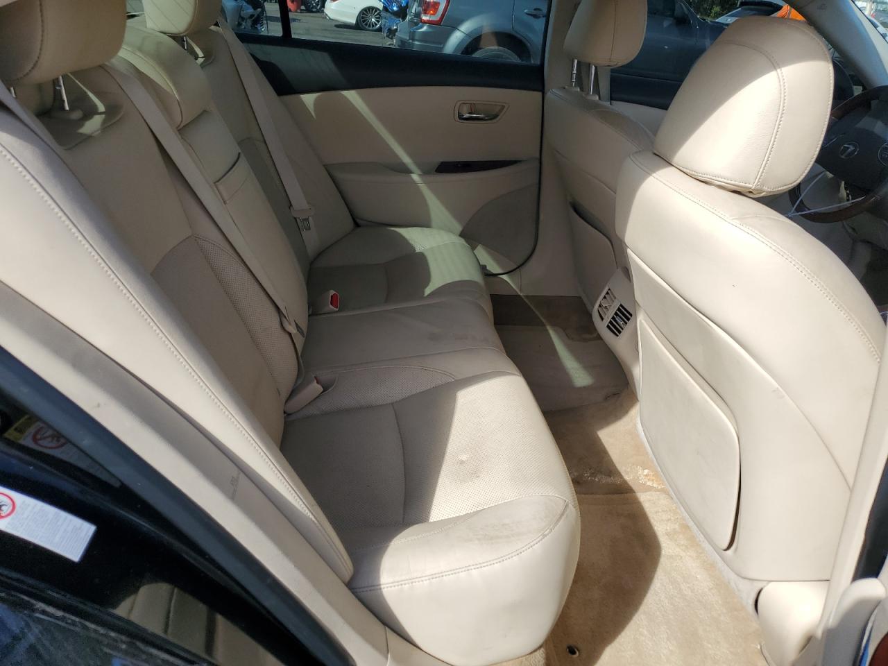 2011 Lexus ES - Image 10