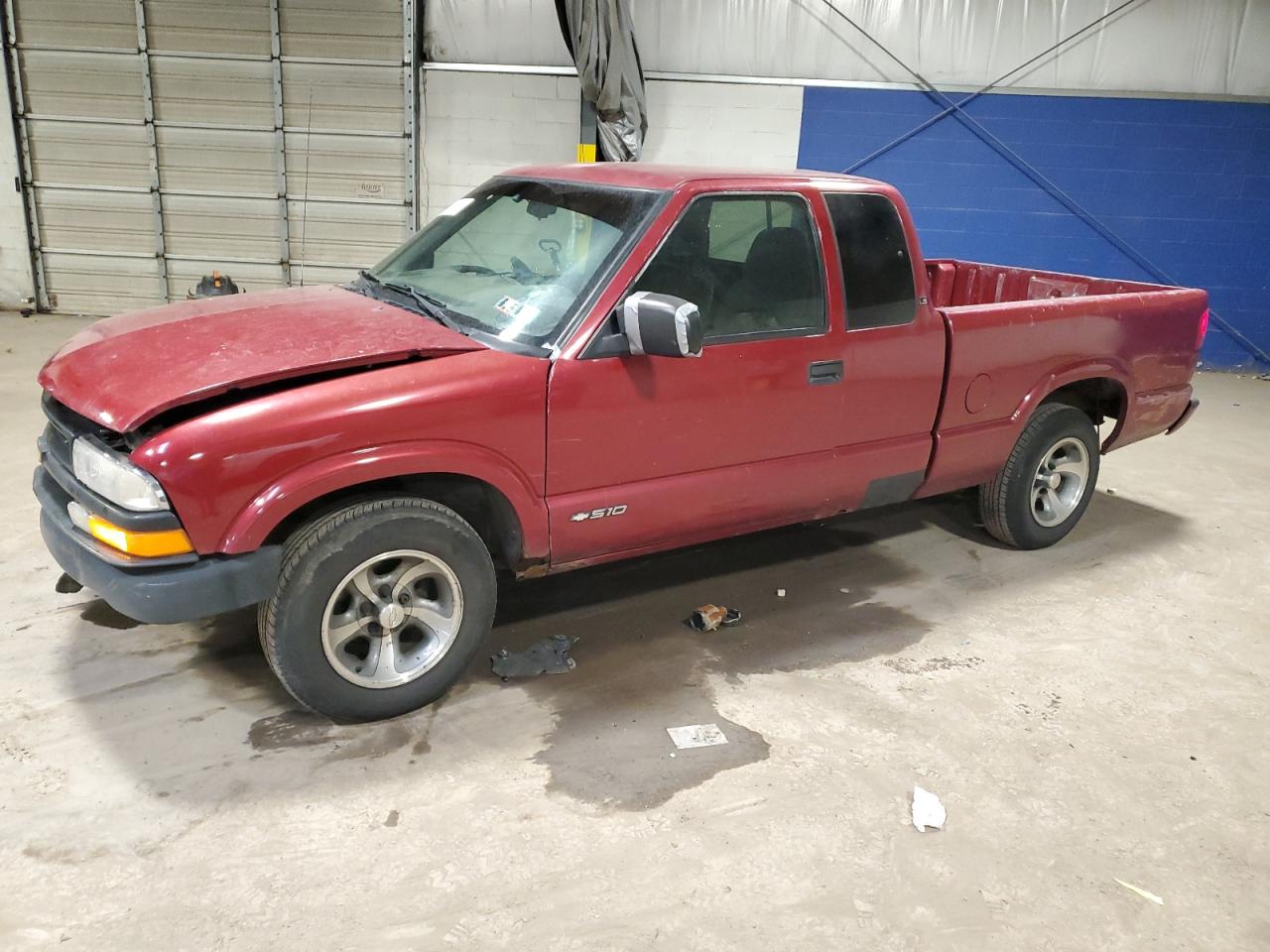 2000 Chevrolet S-10 Pickup - Image 1