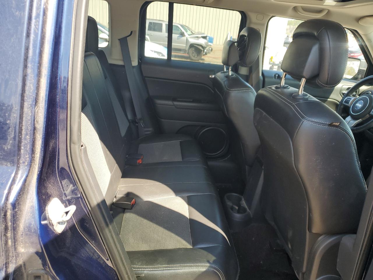 2014 Jeep Liberty (Patriot) - Image 11