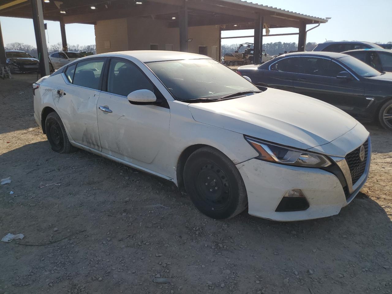 2019 Nissan Altima - Image 4