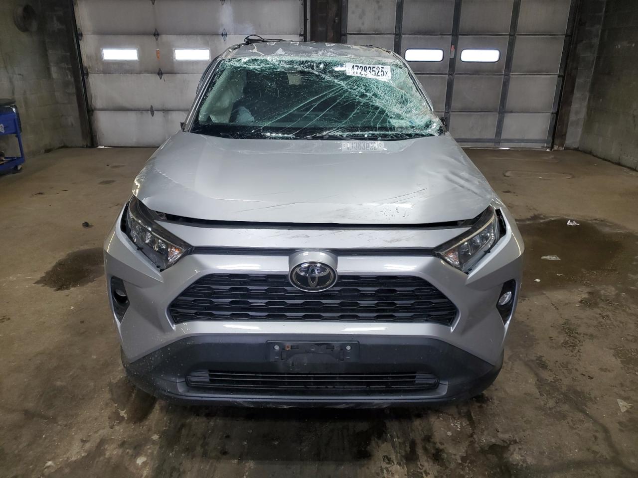 2020 Toyota RAV 4 - Image 5
