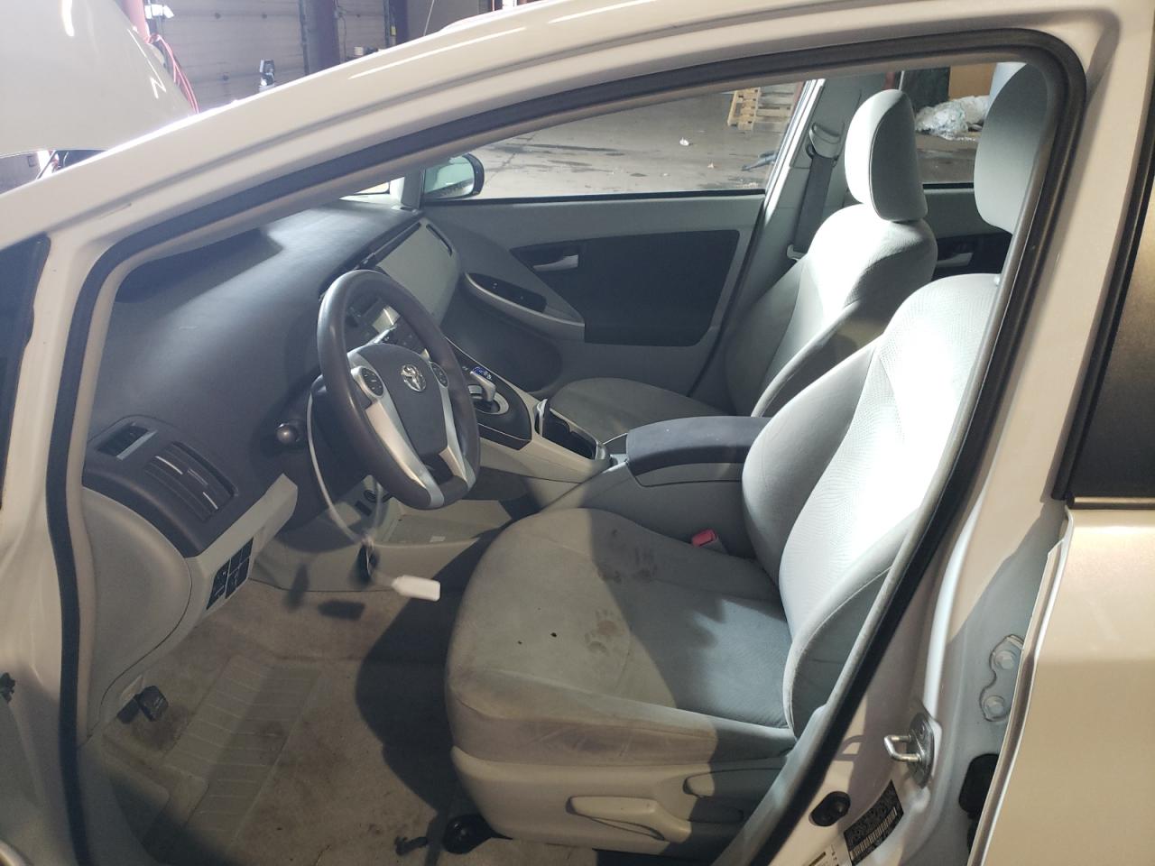 2010 Toyota Prius - Image 7